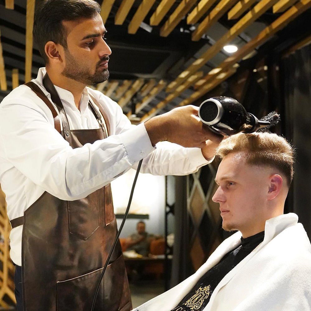 DESIGN (CUTS &STYLE)